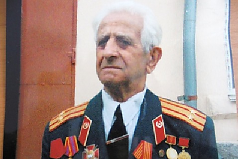 Зеленский назначил пожизненную стипендию ветерану из Николаева