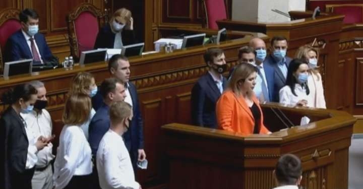 “Голос” ушел в оппозицию к власти, раньше мешал коронавирус (ВИДЕО)