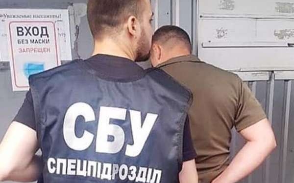 Дело помощника начальника Вознесенской колонии о взятке в $1 тыс. ушло в суд