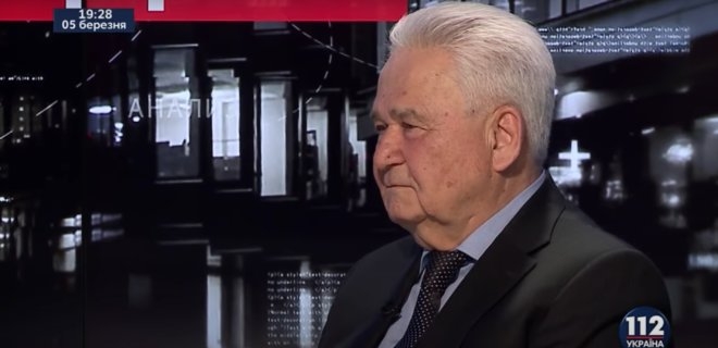 Свой человек? В украинскую делегацию ТКГ Ермак предложил войти премьеру времен Кравчука