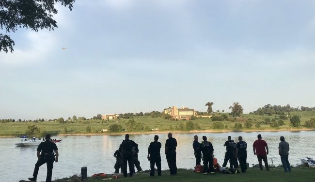 В США вертолет с четырьмя людьми на борту упал в реку