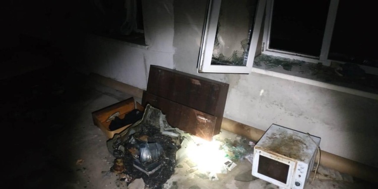 Сжигание мусора и детские шалости с огнем – причины пожаров в жилье на Николаевщине (ФОТО)