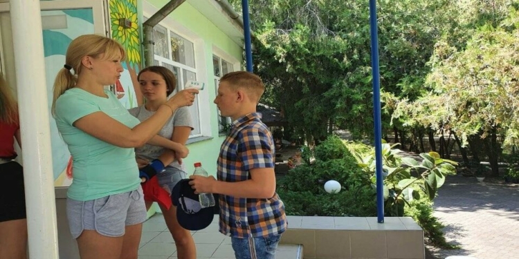 Госпродпотребслужба проверила детский лагерь «Дельфин» в Николаеве (ФОТО)