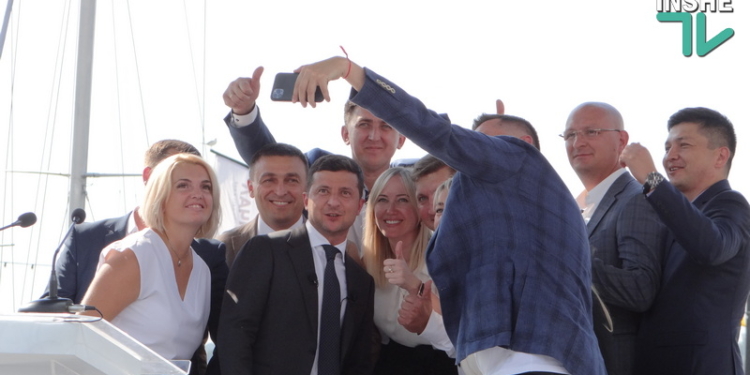 В Николаеве Зеленский одобрил Стратегию развития региона и кандидатов на выборах в местные советы (ФОТО, ВИДЕО)