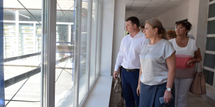 Велике будівництво. Тетяна Стахевич відвідала Снігурівську загальноосвітню школу (ФОТО)