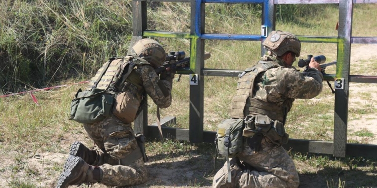 Лучшая снайперская пара служит в 79-й Николаевской десантно-штурмовой бригаде (ФОТО)