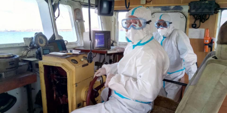 В порт Южный зашел греческий корабль — половина экипажа больна COVID-19