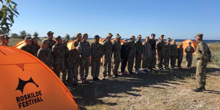 «Душа Півдня-2»: на Кинбурнской косе появился кемпинг для участников АТО, созданный николаевскими волонтерами (ФОТО)