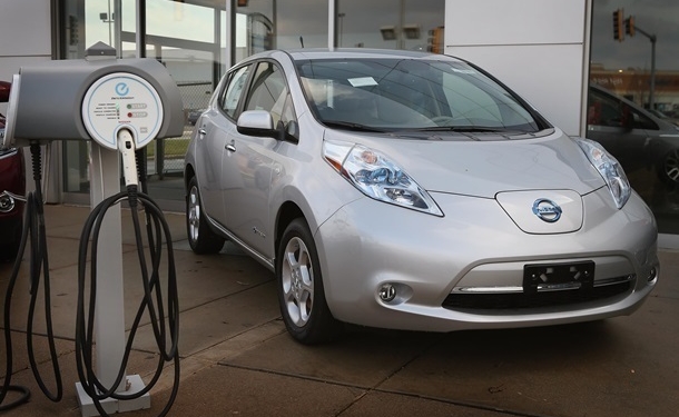 В Украине снизились продажи электромобилей