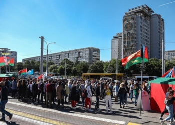 На митинг в поддержку Лукашенко везут со всей страны бюджетников – СМИ