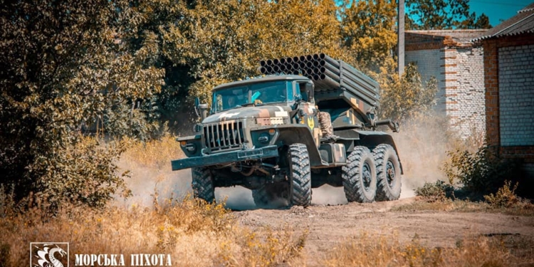 Николаевские морпехи заняли призовые места в соревнованиях на лучший артиллерийский расчет ОТГ “Восток” (ФОТО)