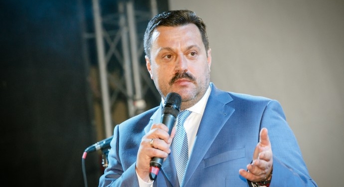 Разведка США действия нардепа Деркача назвала российским вмешательством в американские выборы