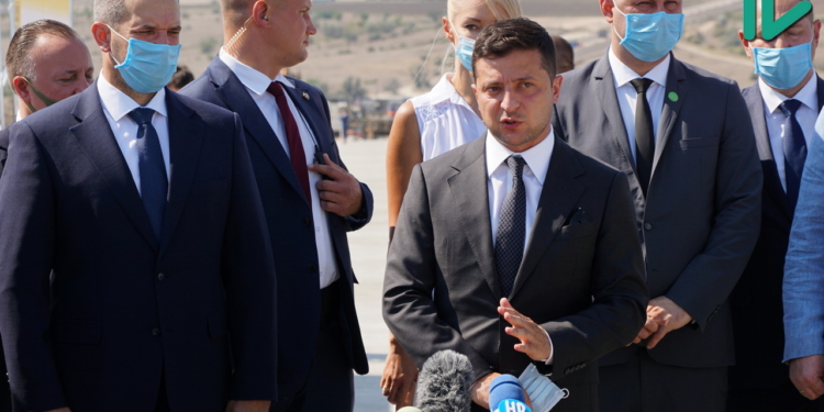 Зеленский заявил, что автодорога Н-14 будет стоять 50 лет: «Я очень доволен» (ФОТО, ВИДЕО)