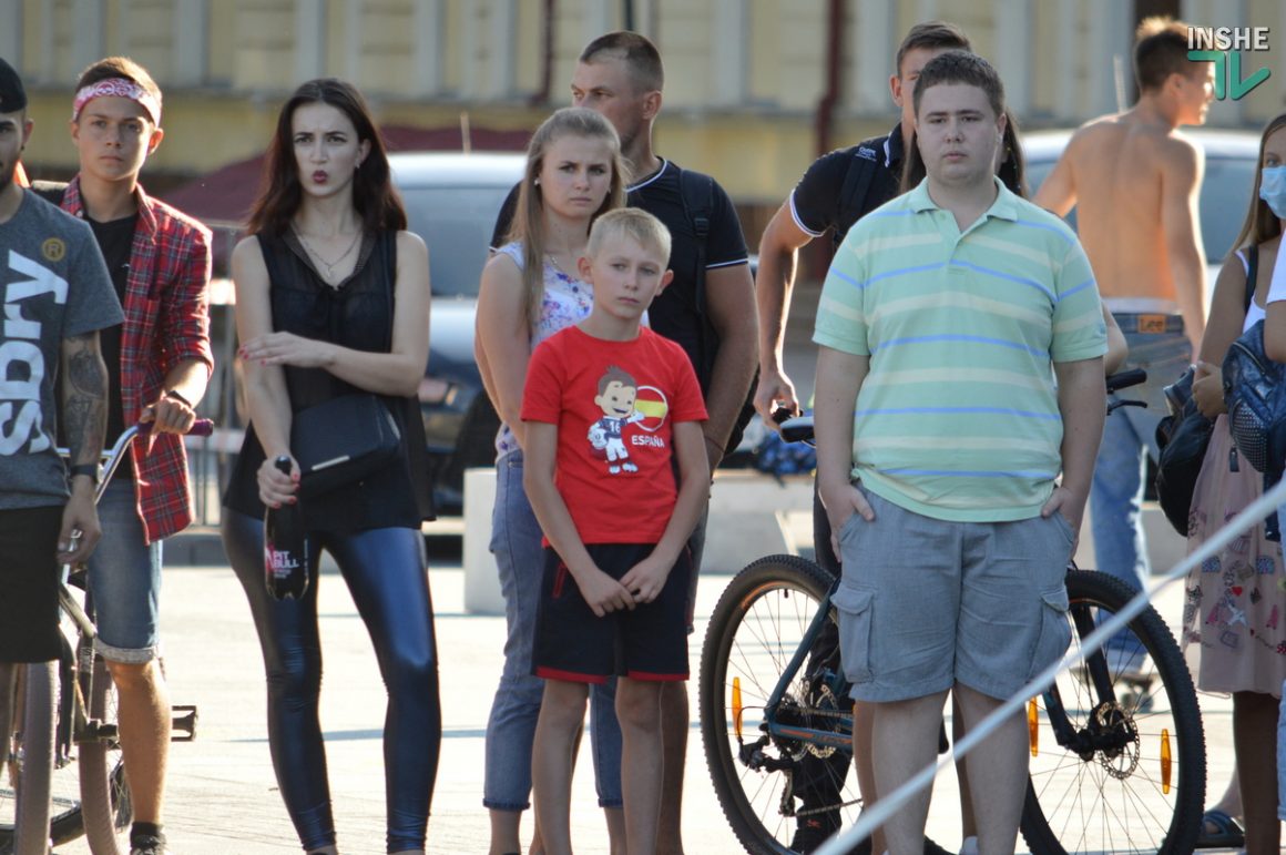 День молодежи в Николаеве: на Соборной площади прошел Фестиваль уличных культур (ФОТО и ВИДЕО) 33