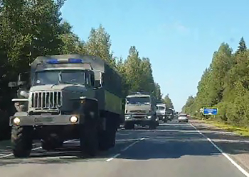 К границе с Беларусью едут автозаки Росгвардии – СМИ (ФОТО, ВИДЕО)