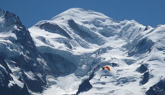 В Италии эвакуировали курорт из-за угрозы обвала ледника