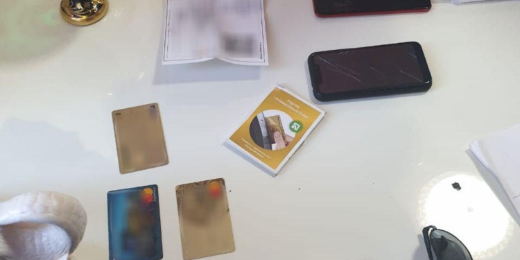 На Николаевщине полиция разоблачила мошенников, которые под видом продажи саженцев обманули граждан на 200 тысяч