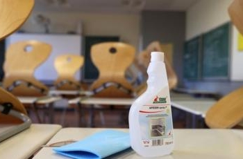 В Николаеве гороно купило 6 тонн дезинфицирующих средств