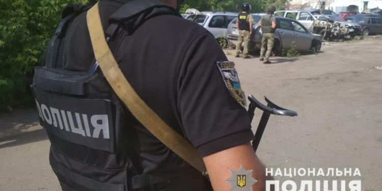 “Полтавский террорист” снова взял в заложники полицейского. Его застрелили