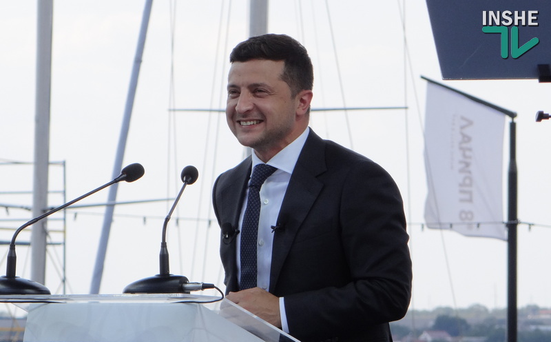 Зеленский выбрал трех кандидатов в комиссию по избранию директора ГБР 1