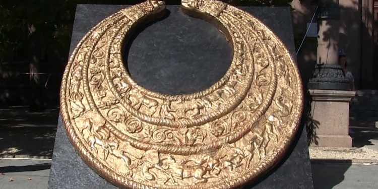 У Николаева теперь есть своя пектораль (ВИДЕО)