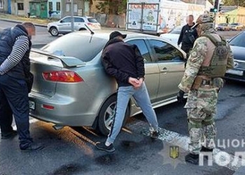 Николаевские правоохранители задержали межэтническую преступную группу одесситов за серию разбойных нападений на дома (ФОТО, ВИДЕО)