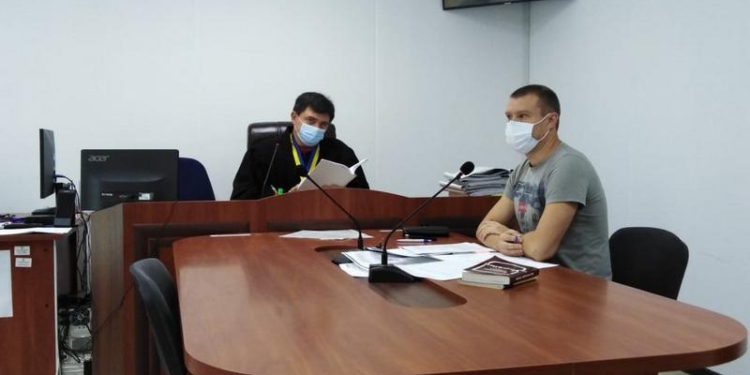 В Николаеве рассматривается иск о снятии с регистрации кандидата на пост мэра Александра Садыкова