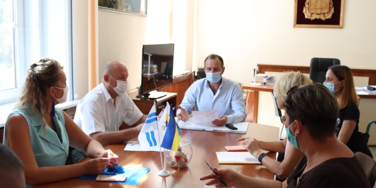 Перечень категорий, которым в Николаеве будет разрешен льготный проезд в утреннюю рабочую перевозку, расширят (ФОТО)