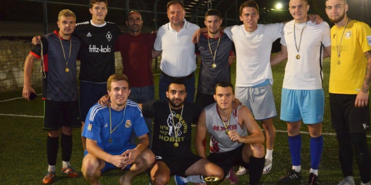 Водопой рулит. В Николаеве прошел турнир по уличному футболу (ВИДЕО)