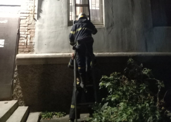 В Николаевской области двое женщин не могли попасть домой, потому что их дети крепко спали