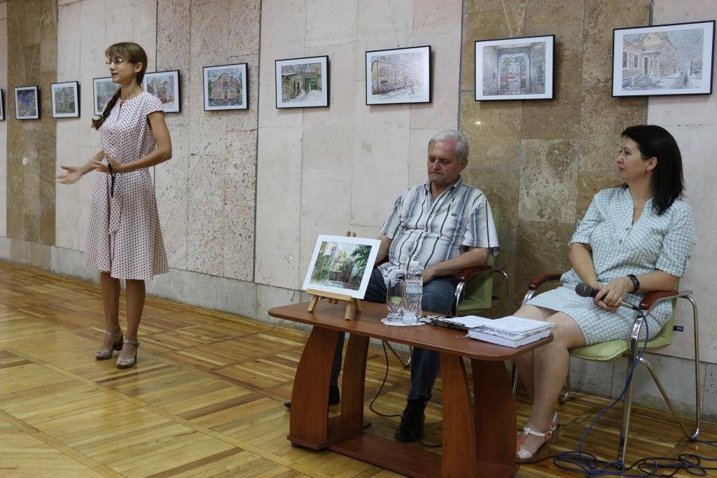 В библиотеке Николаева открылась персональная выставка акварелей Сергея Лунева «Трамвайчик по Потемкинской» (ФОТО) 9
