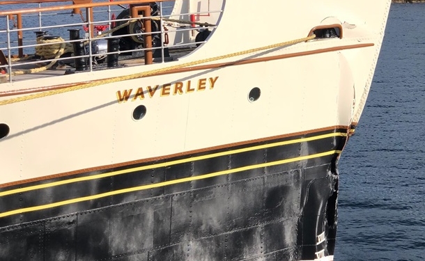 В Шотландии пароход врезался в причал: 17 пострадавших