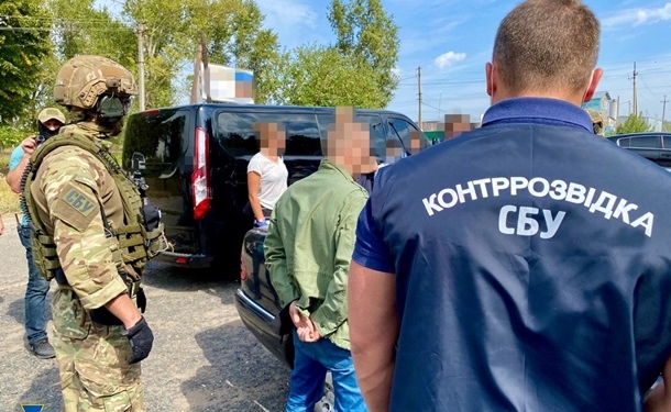 В Харькове ликвидировали канал незаконной легализации россиян