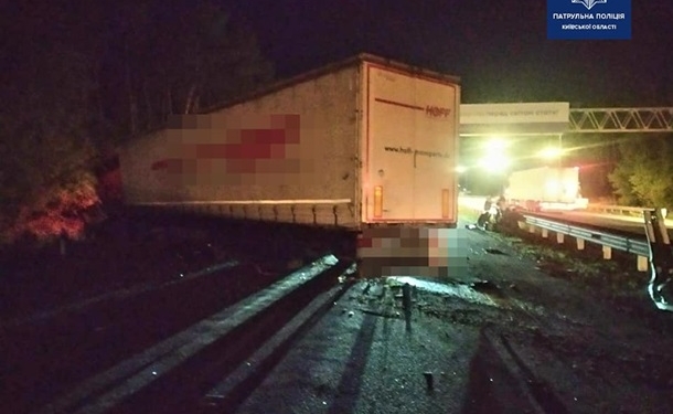 Под Киевом масштабное ДТП: пять жертв