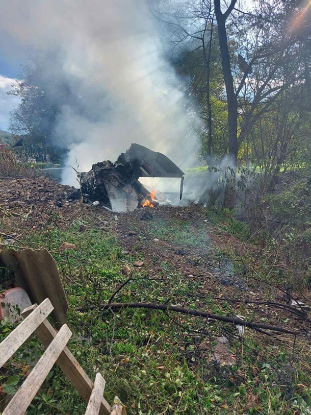 В Сербии истребитель МиГ-21 упал во дворе дома (ВИДЕО) 1