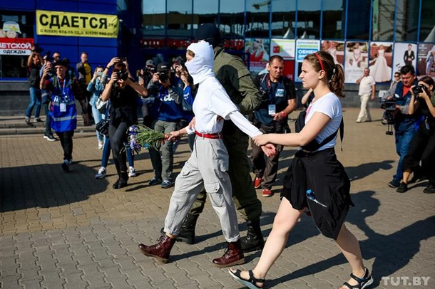 В Минске на женском марше десятки задержанных 3
