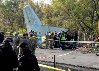 Спасатели нашли “черные ящики” самолета Ан-26
