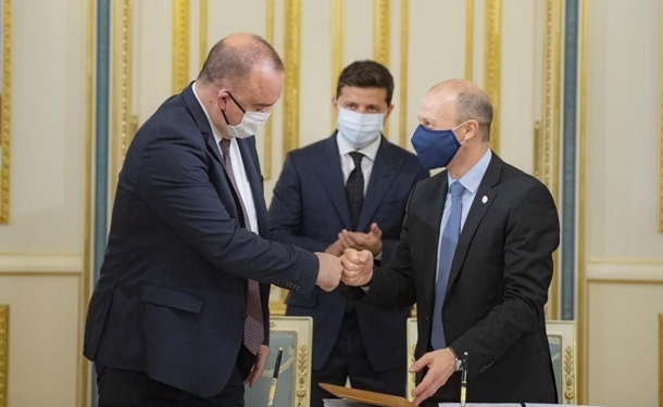 Украина и США подписали контракт по ядерному топливу