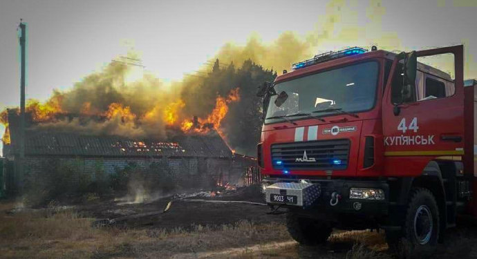 Огонь полностью уничтожил село на Харьковщине (ФОТО)