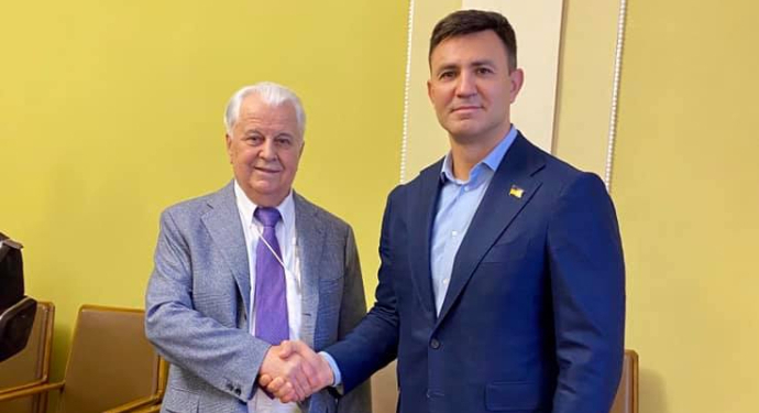 Теперь миром на Донбассе займется Тищенко