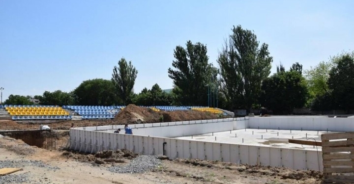 Баштанский горсовет в хозсуде добивается расторжения договора с подрядчиком строительства плавбассейна