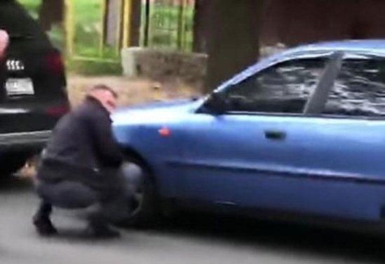 Житель Чернигова заявил об избиении нардепом: полиция направила материалы в прокуратуру (ВИДЕО) 3