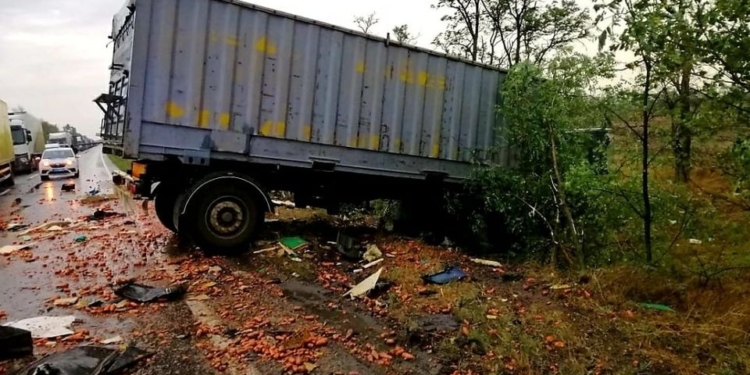 На Николаевщине в двух ДТП погибли три водителя, один из них – гражданин Молдовы (ФОТО)