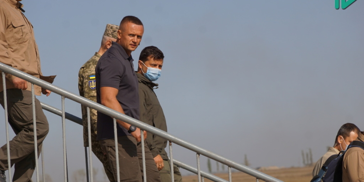 ОБНОВЛЕНО. Зеленский приехал на стрельбы на полигон под Николаевом (ФОТО)