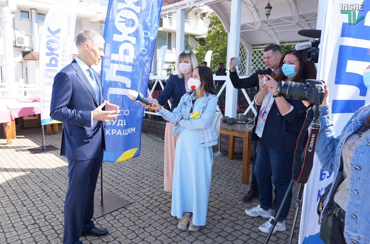 Без выдвижения. В Николаеве городская организация ОПЗЖ пыталась провести партконференцию. А получилось партсобрание (ВИДЕО и ФОТО) (ОБНОВЛЕНО)