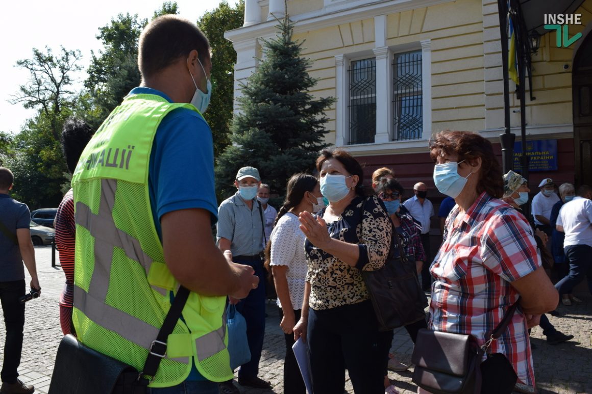 В Николаеве работники ГП “Степовое” пикетировали главк полиции против рейдерства (ФОТО и ВИДЕО) 7