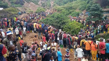 В Конго обвалилась шахта, где добывали золото: погибли более 50 человек (ФОТО) 1