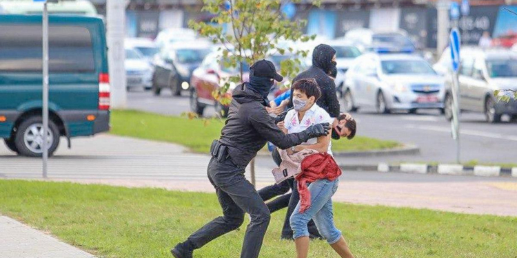 “Марш героев”, военная техника и задержания: 36-й день протестов в Беларуси