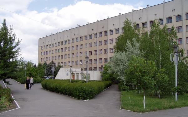 Городской больнице №3 в Николаеве дали право госпитализировать больных с COVID-19, денег пока не дали