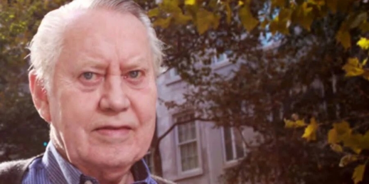 Миллиардер, пообещавший умереть без денег, потратил $8 млрд на благотворительность и наконец стал банкротом